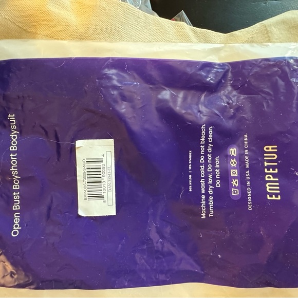 Empetua  Open Bust Boyshort Cream Bodysuit - Picture 7 of 8